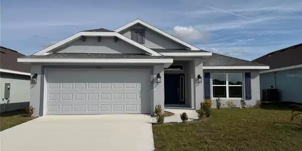 2672 AVERLAND LOOP