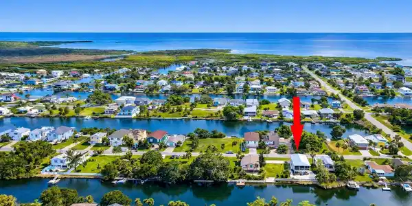 3276 SEA GRAPE DRIVE