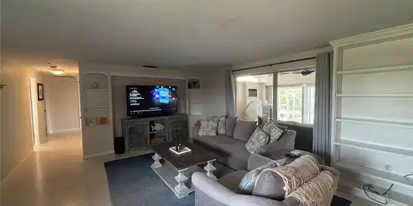 Image 4 Image 4