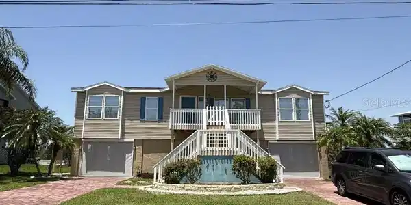 3468 CRAPE MYRTLE DRIVE