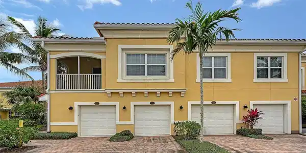 85 NAVIGATION CIRCLE