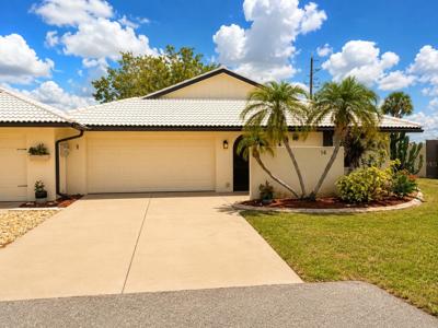 14 IDLE SANDS DRIVE