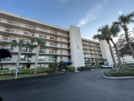 1316 PASADENA S