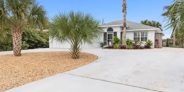20 FLAGLER DRIVE