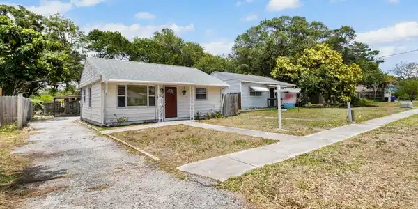 5111 6TH N