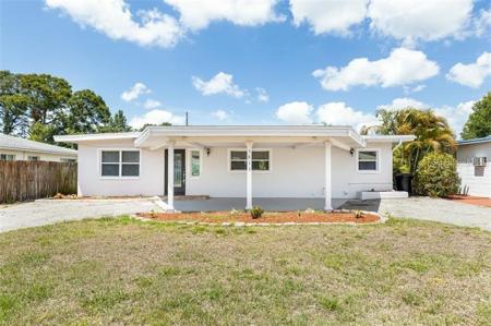 5813 18TH S