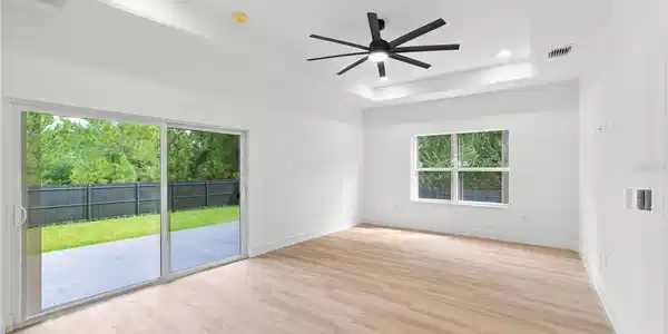 Image 4 Image 4