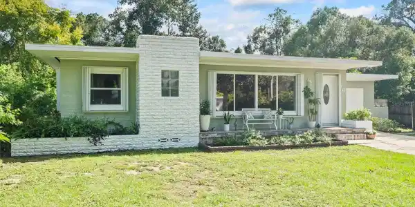 76 N ARBOR DRIVE