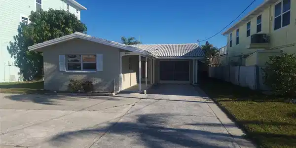 3907 FLORAMAR TERRACE