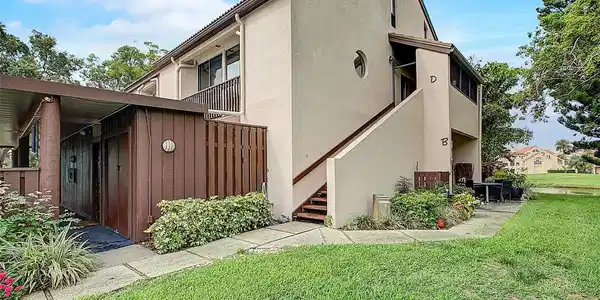 1328 PELICAN CREEK