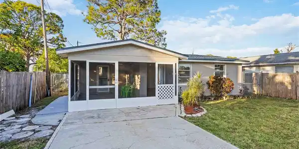 306 E LANGSNER STREET