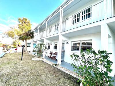 902 GIBBS ROAD
