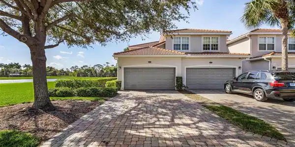 14081 BLACK BEAUTY DRIVE