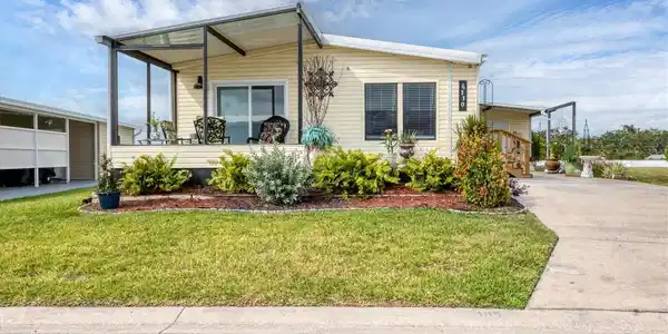 4119 13TH STREET E
