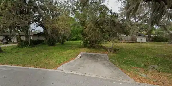 2010 LOGAN DRIVE