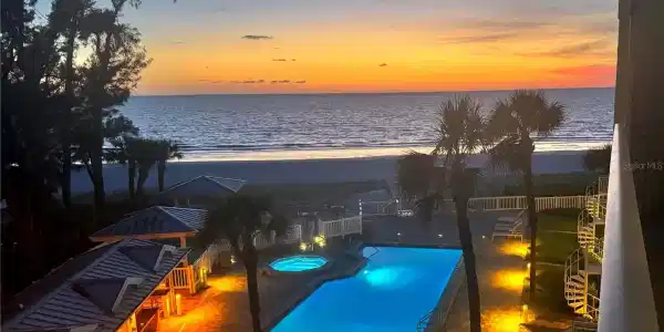 2504 GULF BOULEVARD