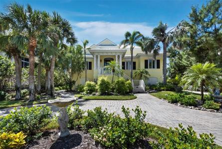 6161 GULF OF MEXICO DRIVE