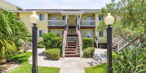 606 OCEAN MARINA DRIVE