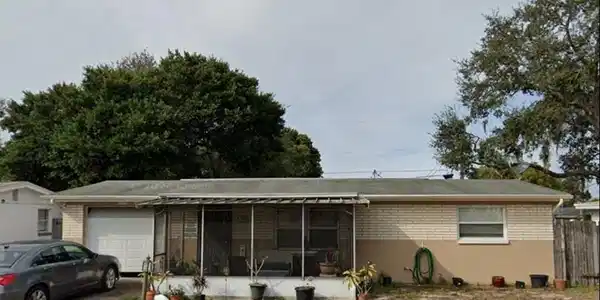 2133 HOLIDAY DRIVE