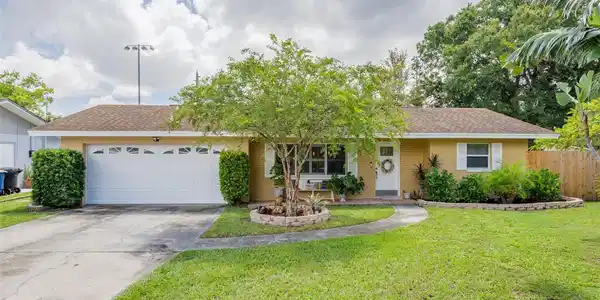 2419 BRENTWOOD DRIVE