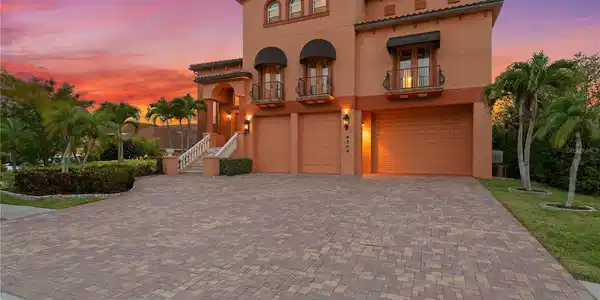 6506 BLACKFIN WAY