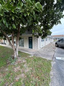 9815 HIDDEN LANE