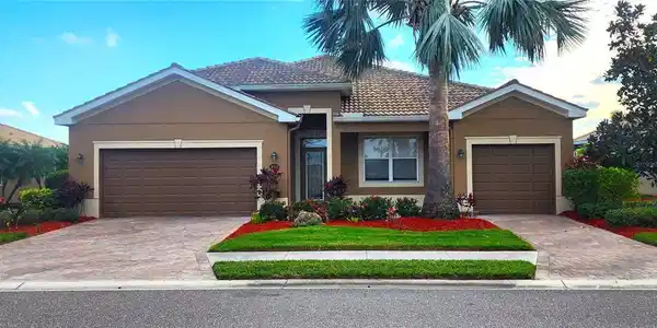 8611 RIVER PRESERVE