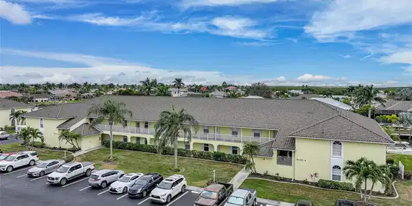 4000 BAL HARBOR BOULEVARD
