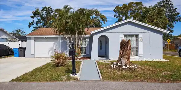 10111 LAZY CREEK COURT