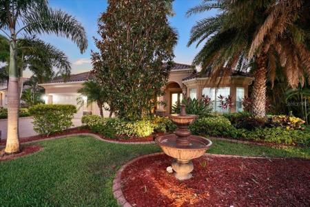 8308 HERITAGE GRAND PLACE