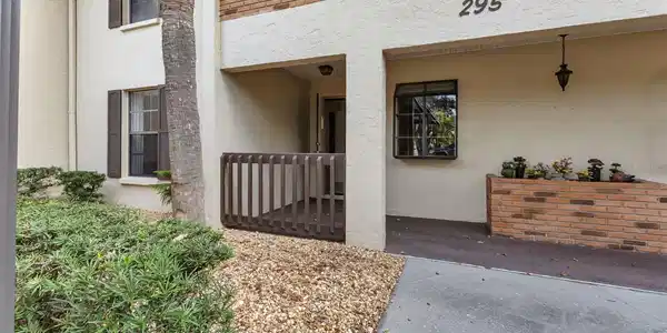 295 MISSION TRAIL W