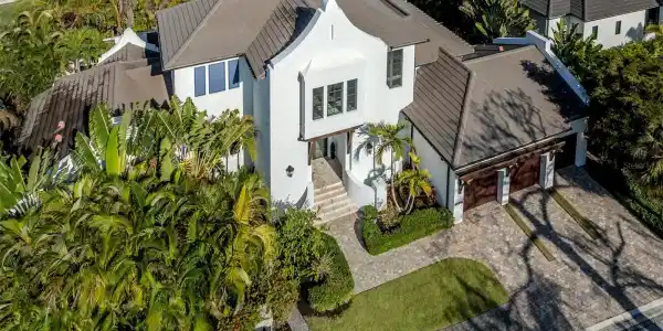 1202 SHARSWOOD LANE