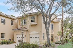 3955 SQUARE EAST