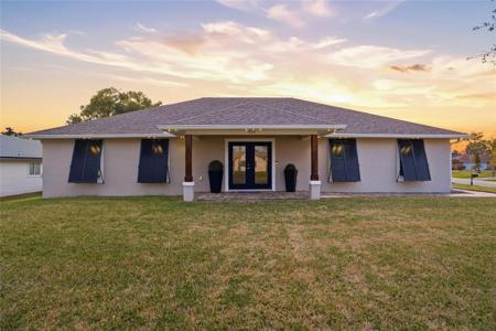 830 FAIRWAY DRIVE