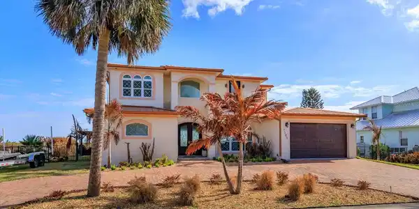 1201 S RIVERSIDE DRIVE