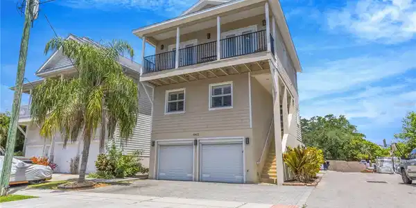6812 S KISSIMMEE STREET