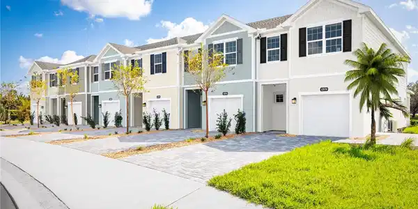 1818 KENDALL POINTE PLACE