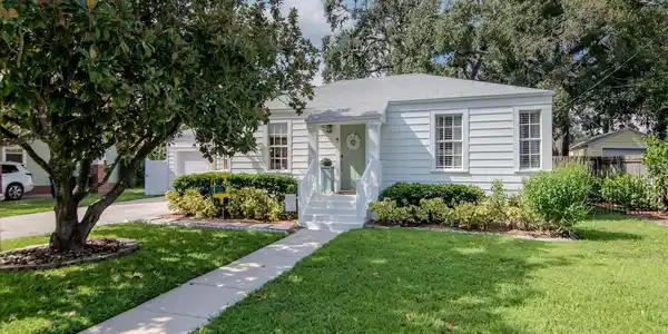 4311 W GRANADA STREET