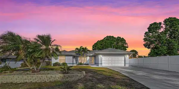 90 PALMETTO DRIVE