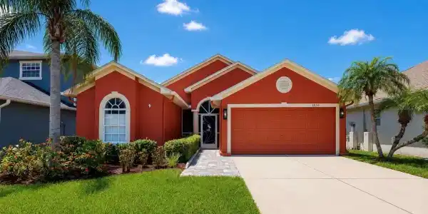 1836 RAVEN GLEN DRIVE