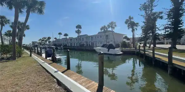 1001 INLET CIRCLE