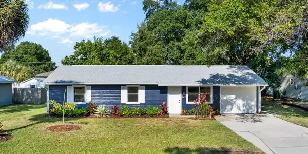3216 ORANGE TREE DRIVE
