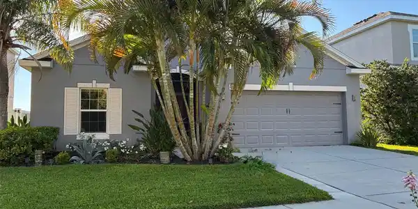 802 FERN LEAF DRIVE