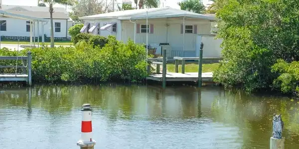 27 ERSKIN DRIVE