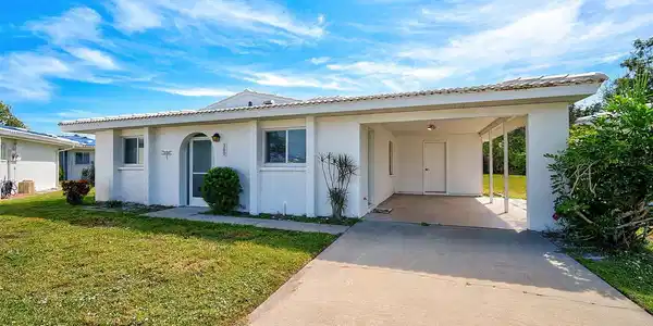 360 CIRCLEWOOD DRIVE