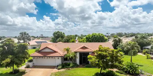 408 LEMONWOOD DRIVE