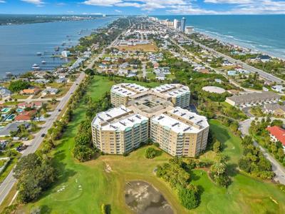 4 OCEANS WEST BOULEVARD