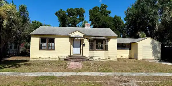 2015 20TH STREET S