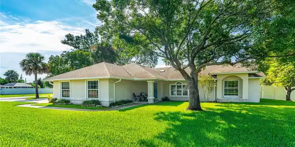 1842 JUNIPER DRIVE