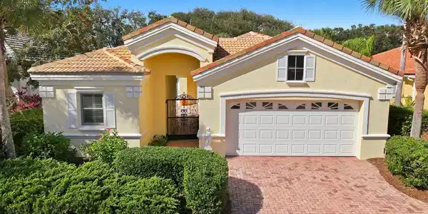 41 KINGFISHER LANE